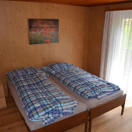 Grosse, Schoene Wohnung Im Gruenen Brig Buitenkant foto