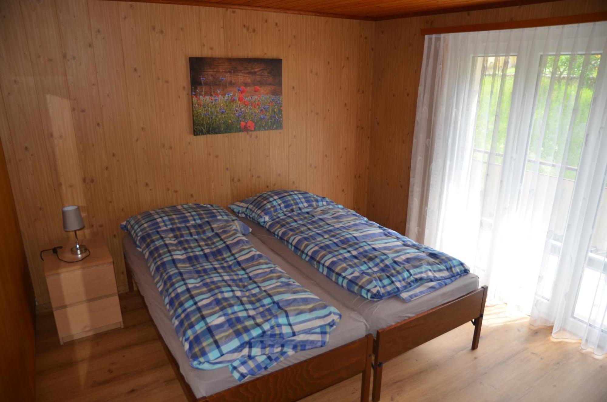 Grosse, Schoene Wohnung Im Gruenen Brig Buitenkant foto